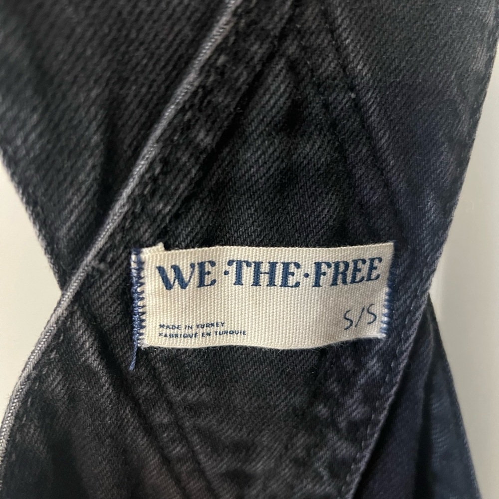 Free people good luck barrel overalls black size SMALL SHORT - Picture 7 of 7